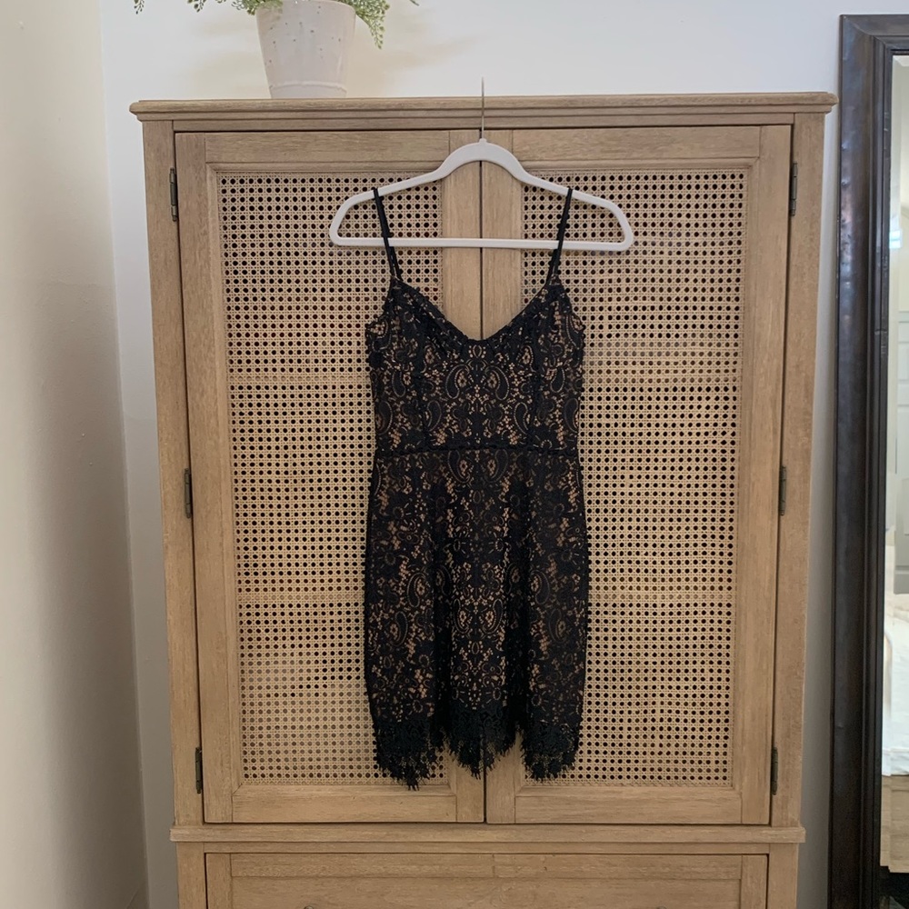 FOR LOVE & LEMONS LACE MINI DRESS